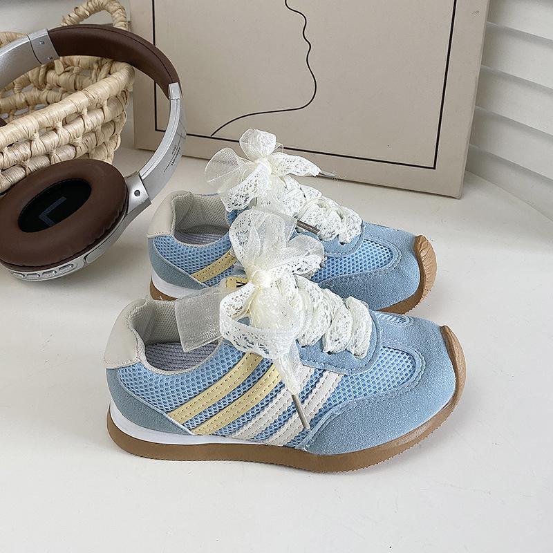 Girls casual shoes 2025 summer new casual shoes children's fashion board shoes medium and older children's versatile sports shoes