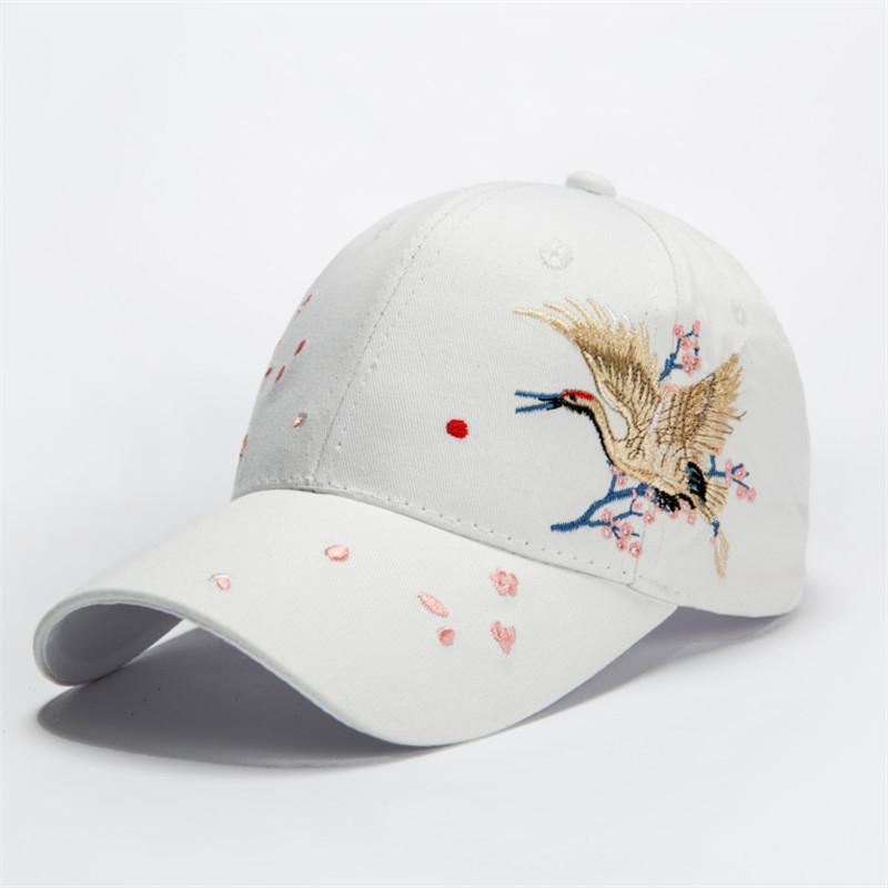 

Новая шляпа женская бейсболка с вышивкой в виде журавля женская солнцезащитная кепка для улицы повседневная кепка белый