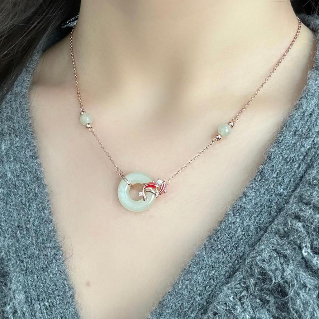 Exquisite Jade Koi Necklace: Retro Chinese Style Silver-Plated Inlaid Jade Clavicle Chain