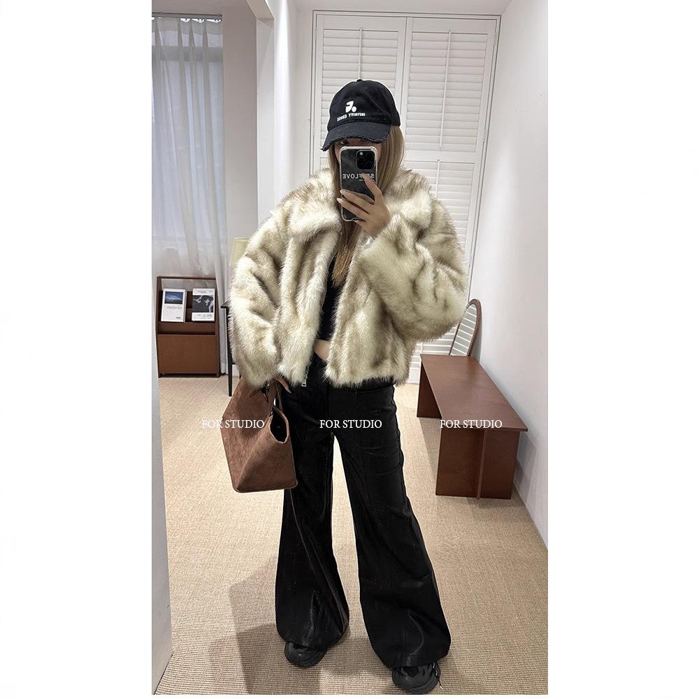 High-end imitation fox fur jacket women's autumn and winter new short Mao Mao warm temperament top