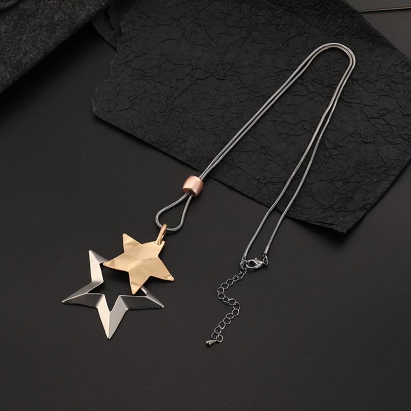 Fashion Trend Light Luxury Niche Sense Collarbone Chain Temperament Simple Cold Wind Five-pointed Star Hollow Necklace