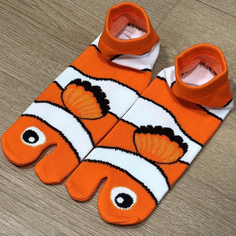 

Funny Socks Split Toe Socks Funny Gifts Autumn And Winter Middle Tube Boneless Seam Head Socks New Year Gift Christmas Gift M оранжевый