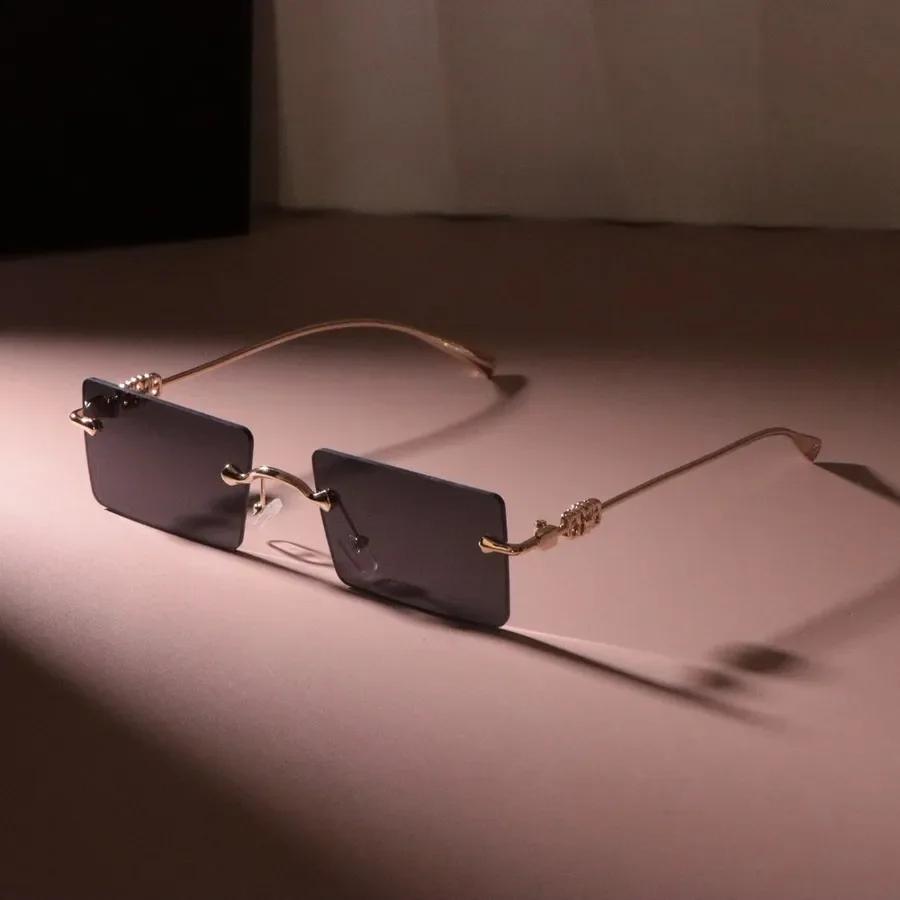 Fashion Metal Frame Sunglasses Women Men Minimalist Square Designer Sun Glasses Colorful Travel Oculos De Sol