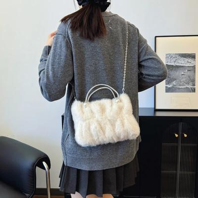 Exquisite quadratische Samt-Schultertaschen in luxuriöser Pelzoptik, hohe Qualität, neu, für Damen, schlicht