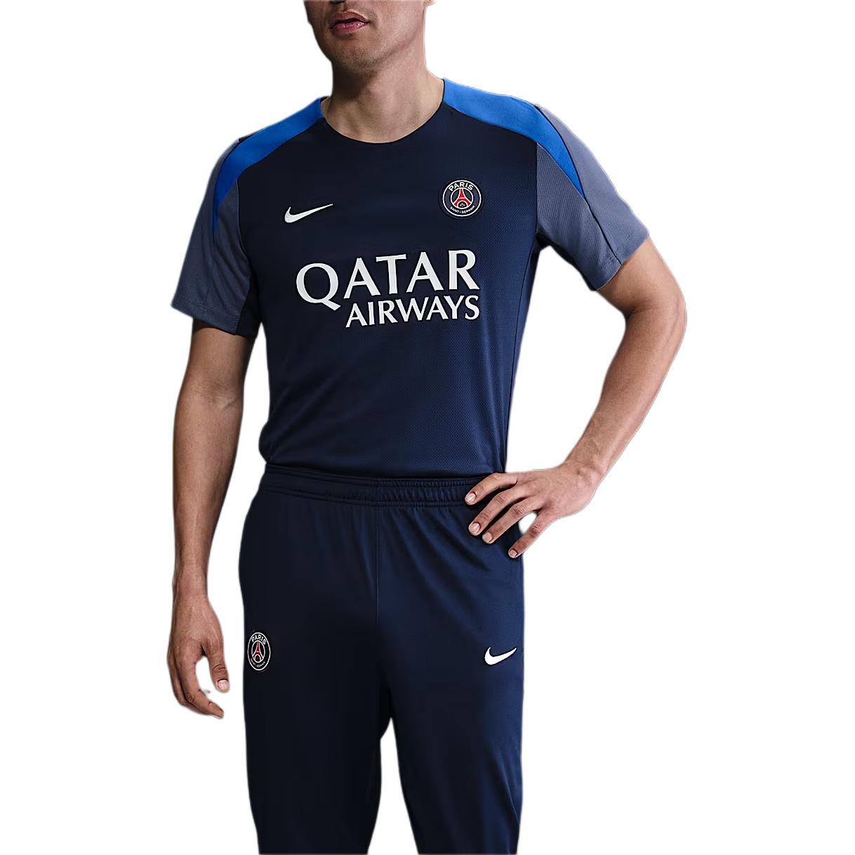 

Nike Paris Saint Germain Strike Men s Nike Dri FIT Soccer Short Sleeve Top HJ7758-411 M
