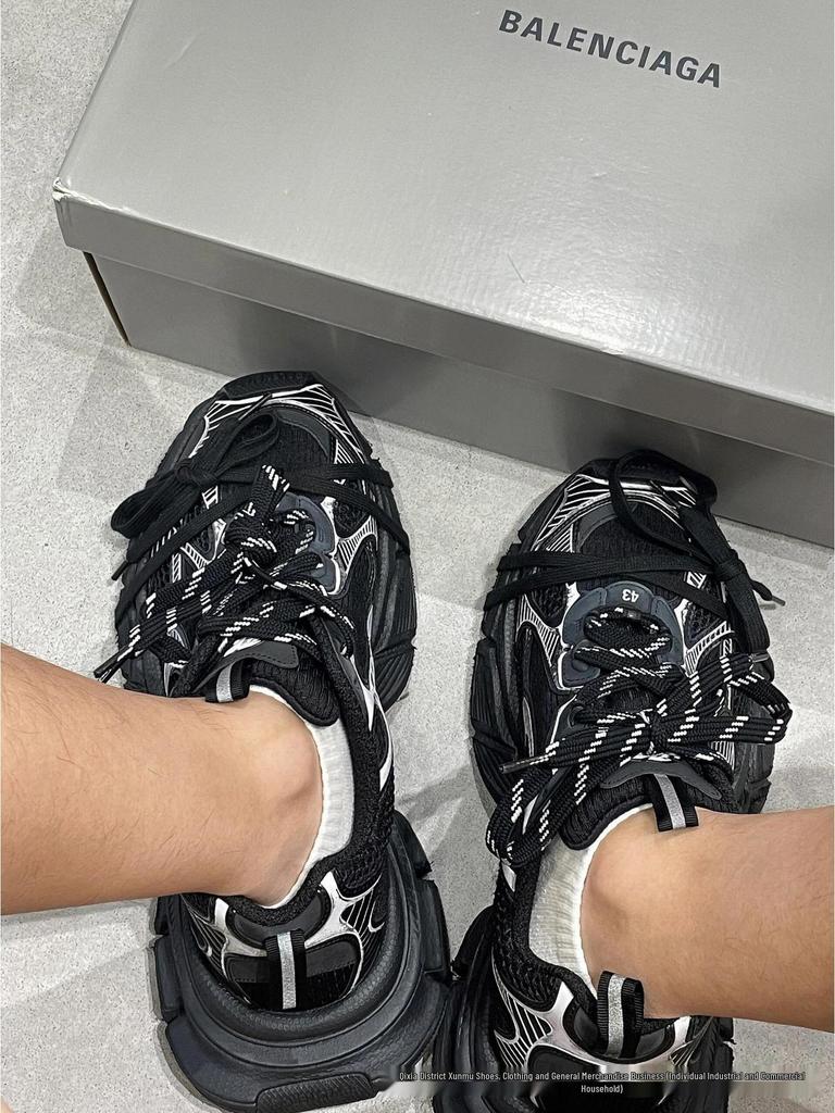 Men's Black Distressed Style 3XL Thick-Soled Casual Sports Dad Shoes with Height Boost