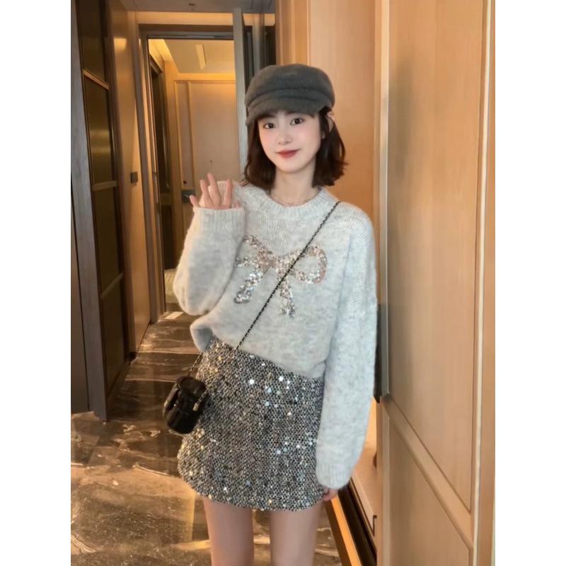 Korean Style Sequined Bow Sweater - Women's Loose Fit, Round Neck, Long Sleeve Knit Top for Autumn/Winter 2025