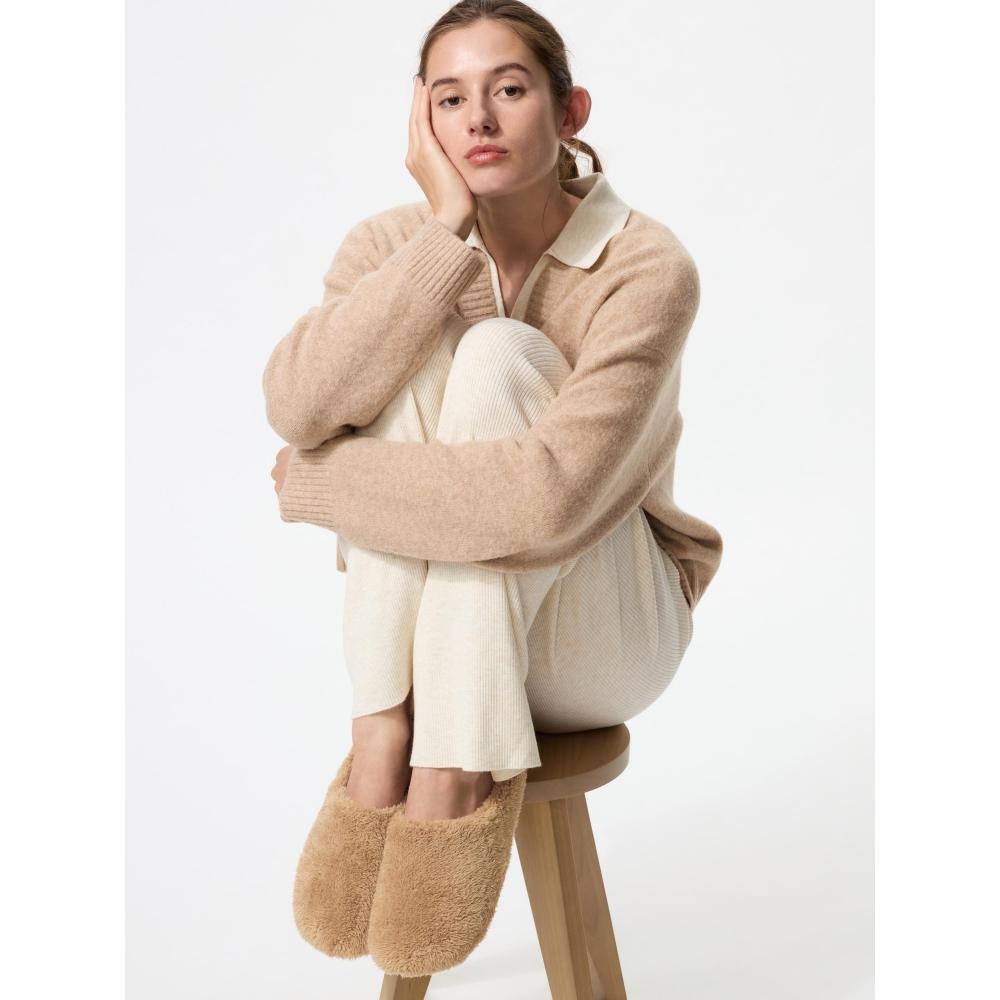 Uniqlo Japan Fluffy Fleece Room Shoes