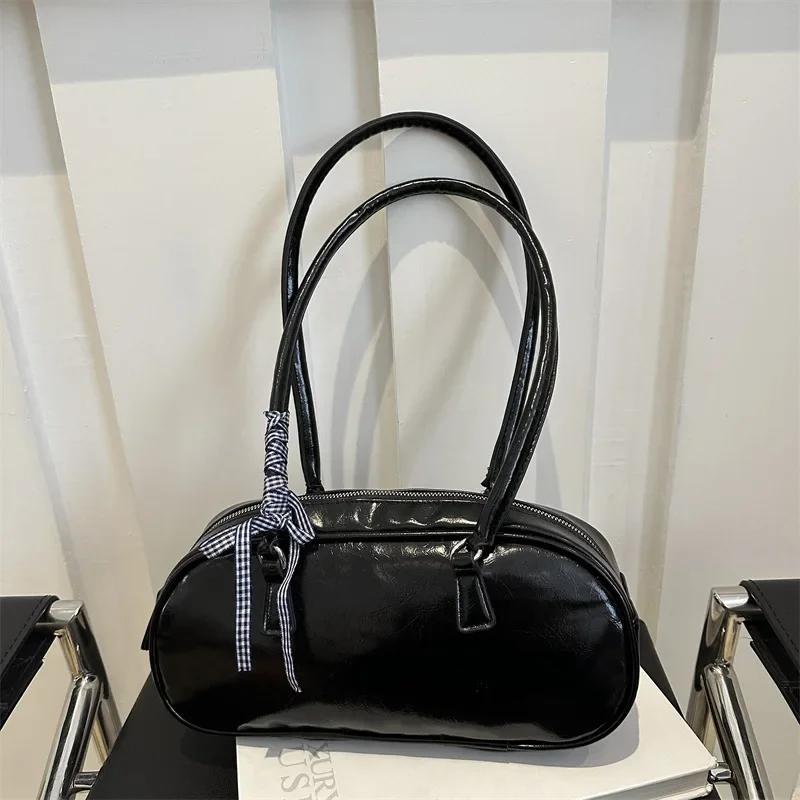 Large Capacity Silver Bag Women Portable Pillow Bag All-Match Shoulder Underarm Bag Women'S Handbag Casual Boston Commuting Bags
