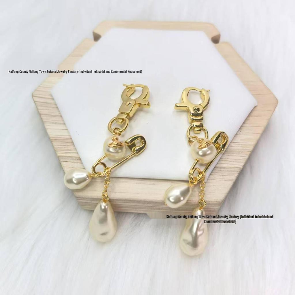 Empress Dowager Baroque Pearl Saturn Brooch Necklace & Earrings Set: Light Luxury Fashion Clavicle Chain