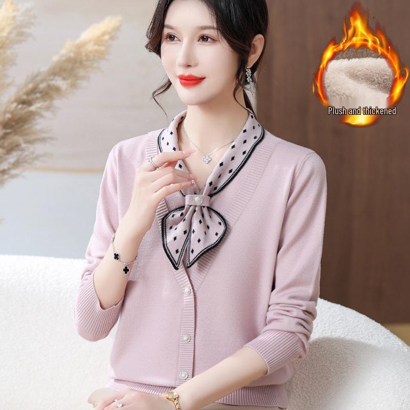 2025 Elegant Plus Velvet Knit Sweater for Middle-Aged & Elderly Women - Thickened, Stylish Autumn/Winter Base Layer Top