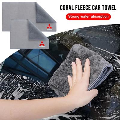 Cuidado del coche – Esponjas, trapos y cepillos