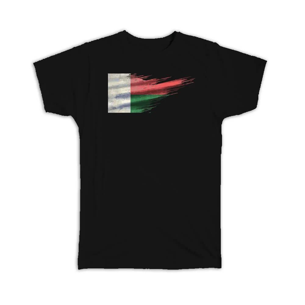 

Gift T-Shirt : Madagascar Flag Malagasy Travel Expat Country Artistic 2XL