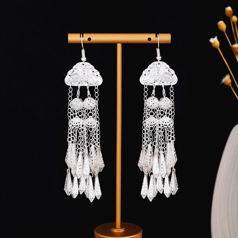 New Miao Long Tassel Minority Earrings, Light Luxury Miao Silver Exaggerated Fashion Temperament Earrings