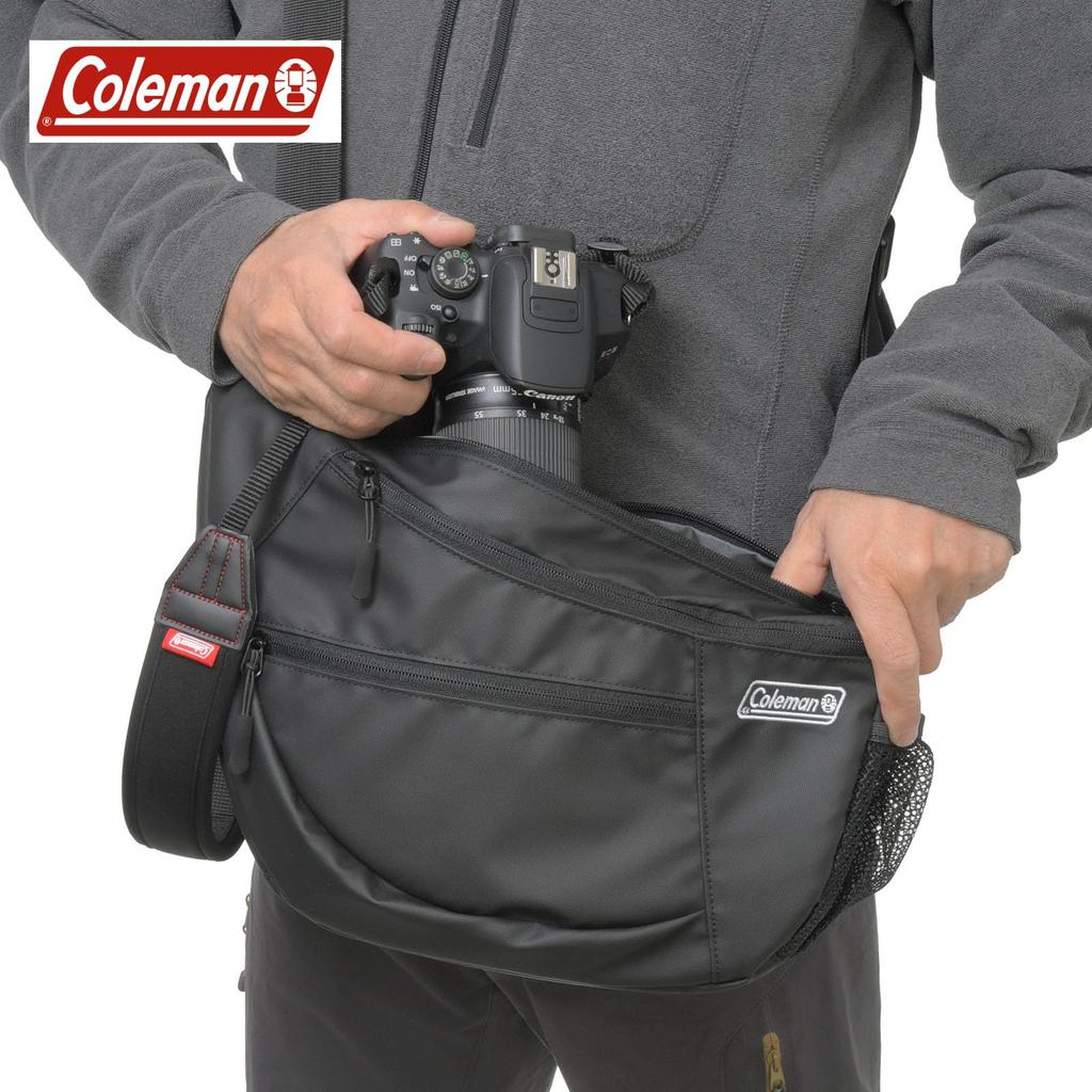 Etsumi Coleman SLR 4.5L Camera Shoulder Bag, Carbon Black, VCO-8739