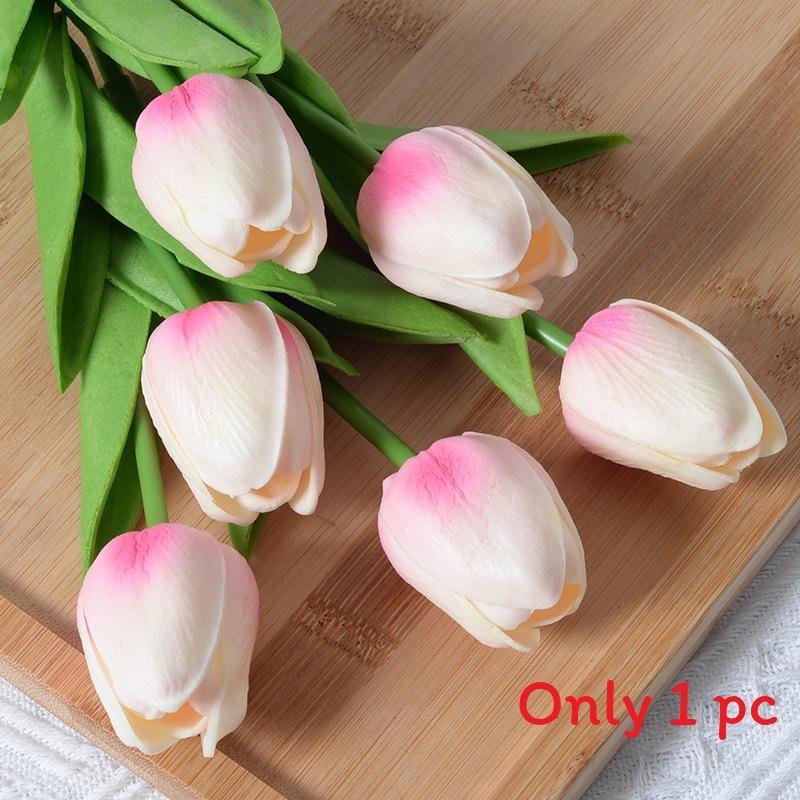 Realistic Artificial Plant Tulipa Gesneriana For Display And Event Decoration