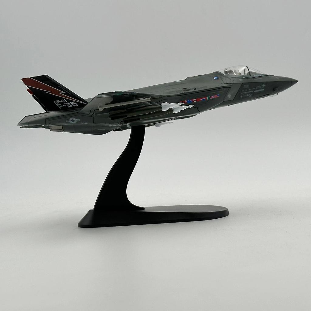 Modello di aeromobile 1:72 Modelli di Caccia Souvenir per Regalo di Compleanno Bambini Adulti