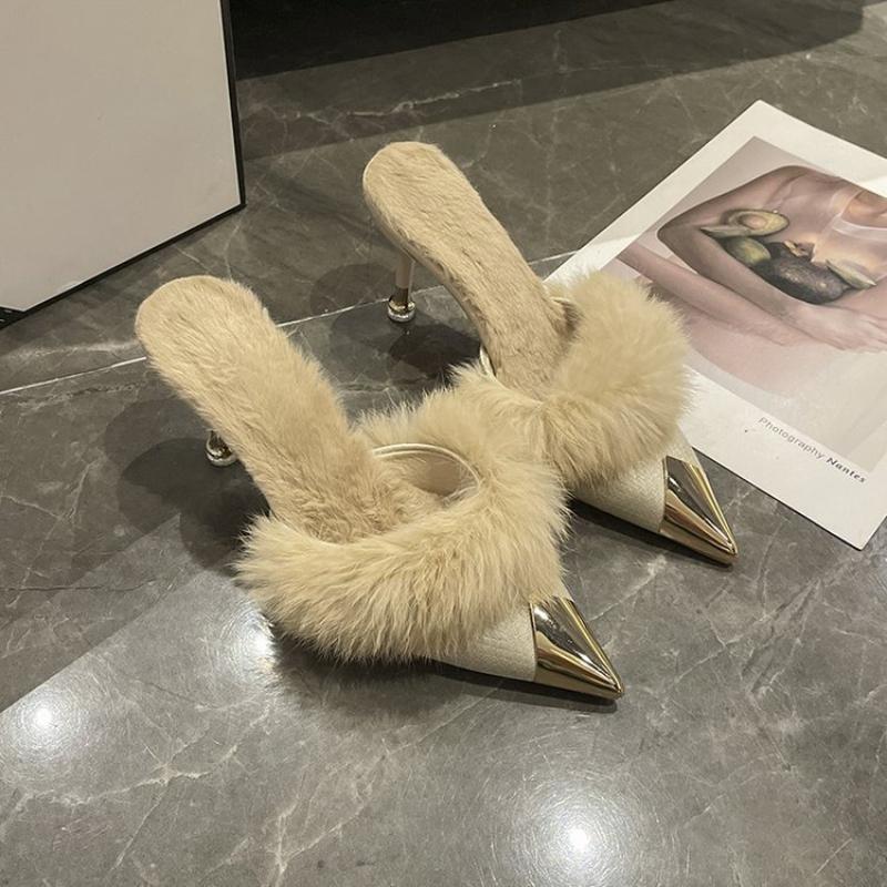 Fashion Fashion Temperament Woman Shoes 2025 Winter New Pointed Heels Simple Versatile Women's Slippers Anti Slip Women Heels Slippers