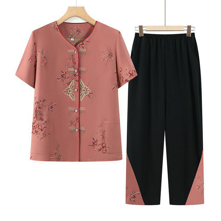

Elderly Women s Short-Sleeve Summer Outfit - Two-Piece Casual Set for Moms and Grandmas 4XL (130-145 Jin)