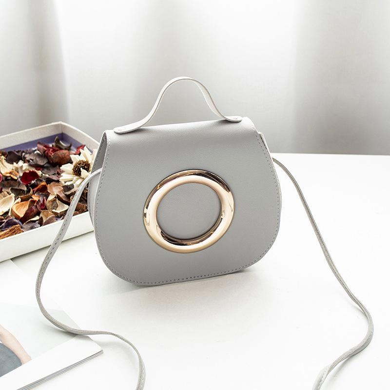 Women's circle decoration, bag cover portable change bag, spring and summer new crossbody shoulder mobile phone bag.