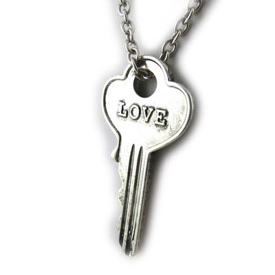 [N0776] - Silver 'Love' Designer Necklace (key)