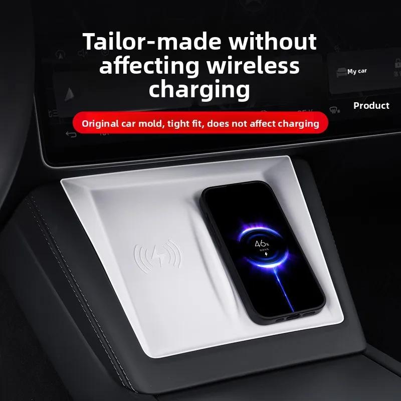 Autocollant de Voiture Pour Tesla Model 3 Y Juniper Highland 2023-2025 Rafraîchi Chargeur Sans Fil Pad en Silicone Console Centrale de Voiture Pad Antidérapant Voiture