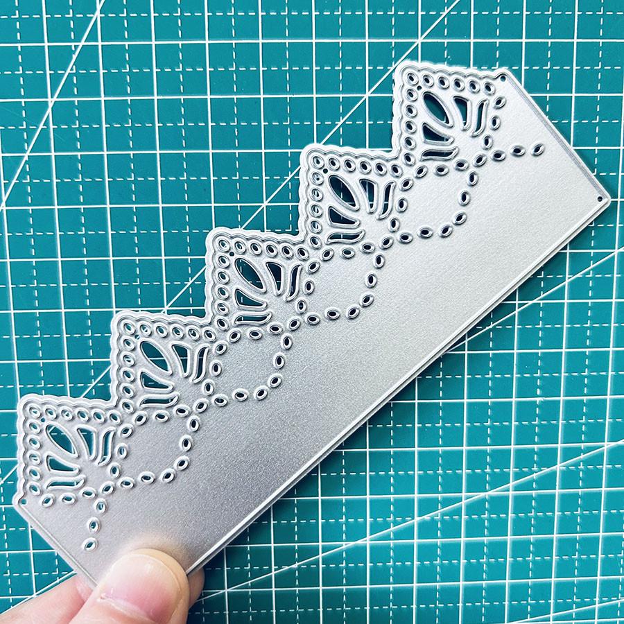 Maple Leaf Lace Edge Border Metal Cutting Dies for DIY Scrapbooking Album Embossing Paper Cards Decorative Crafts