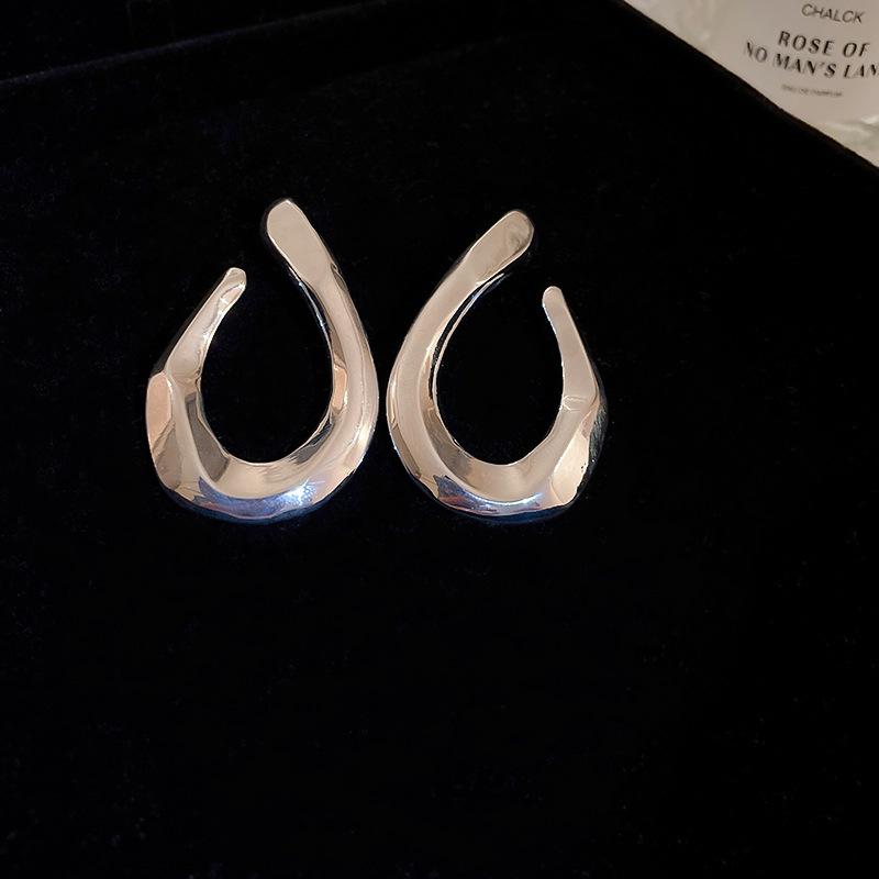 Silver Needle Geometric Stripe Semicircle Earrings - Unique European American Style Studs for Chic Personality
