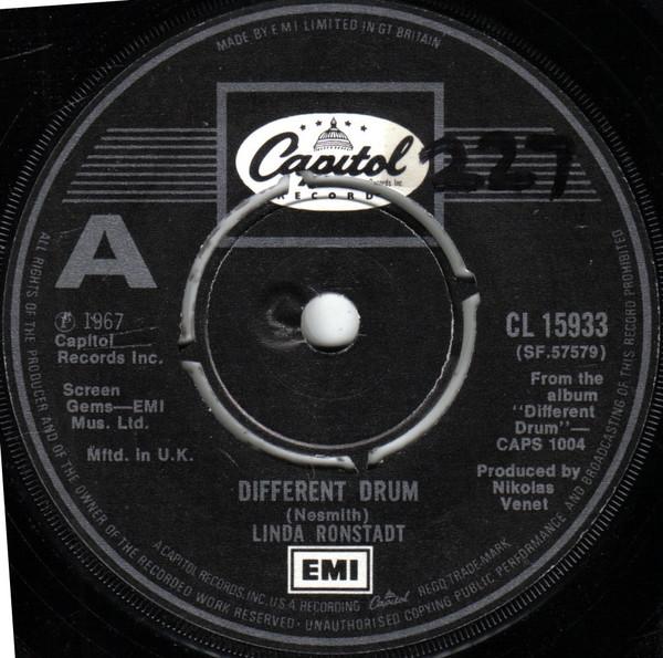 

7inch Record LINDA RONSTADT - Different Drum CL15933 Capitol Records 1977 UK Pop Used