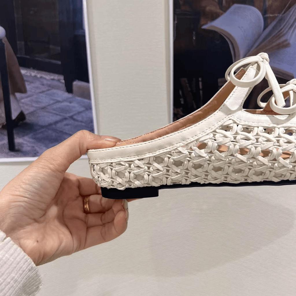 Flat-bottomed bow new Muller shoes heightened 2025 Xiaoxiangfeng summer woven breathable half slippers hollow one-word drag