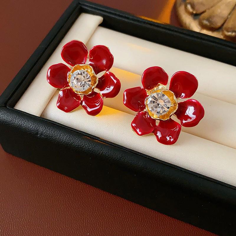 Retro Red Zirconia Pearl Flower Earrings - High-End Hong Kong Style Studs for Women