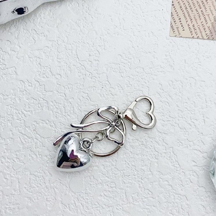 Fashionable Heart Bowknot Hanging Charm Unique Keychain Alloy Keyring Fashion Accessory for Women's Bags and Key Holder