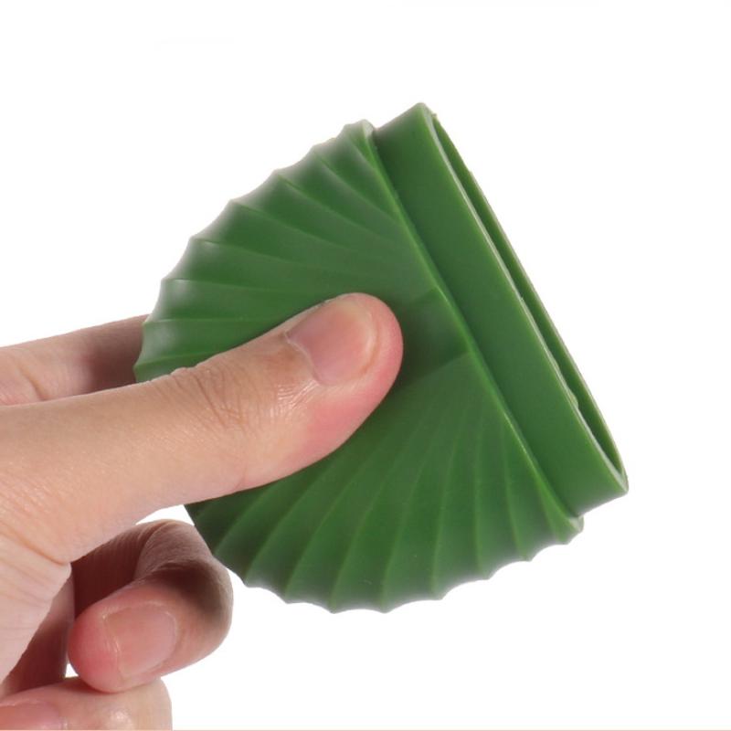 1Pcs Gift For Women Skin Care Freezer Reusable Shell Pattern Silicone Ice Mold For Face Facial Beauty Ice Roller Skin Care Tools