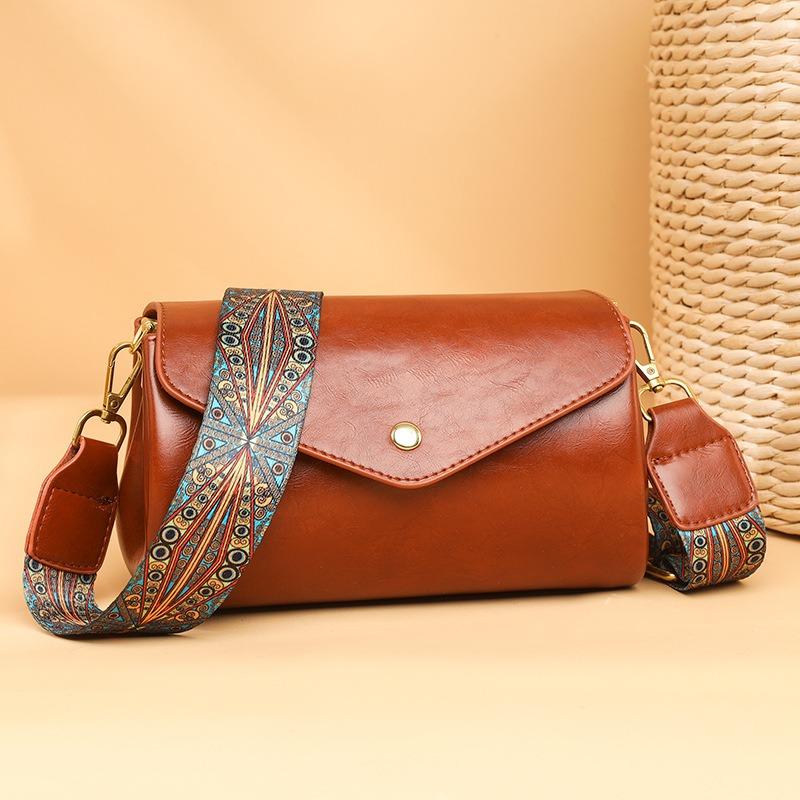 New Women's Messenger Bag Fashionable Multi-compartment Cylindrical Bag Soft Leather Texture Large Capacity Light Casual Shoulder Bag