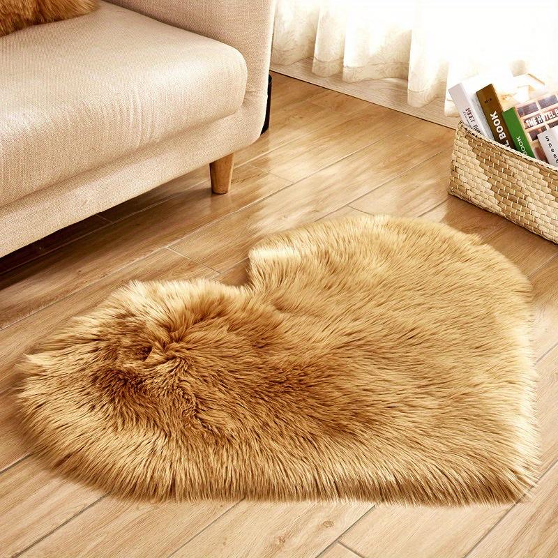 Heart Shaped Plush Rug 40x50cm Super Soft Fluffy Shaggy Carpet for Bedroom Living Room Non-Slip Floor Mat Decor Valentine Gifts