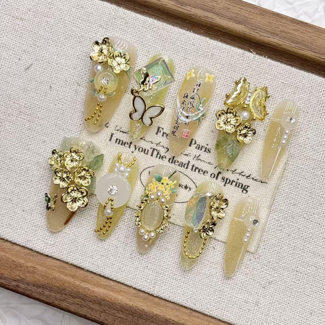 New Gilded Yellow Mid-Autumn Medium-Length Pointed Handmade Nail Tips