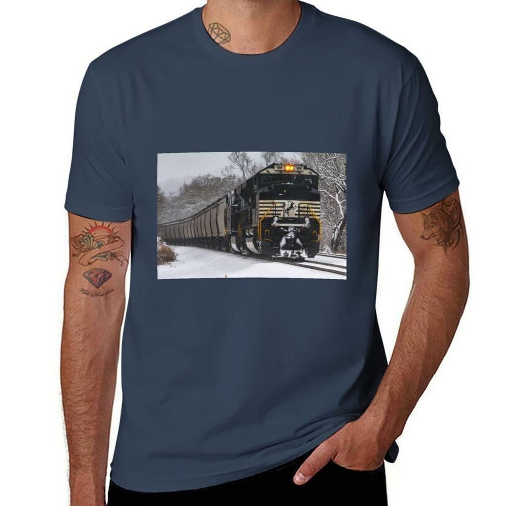 Norfolk Southern 1198 During A Snowstorm Tshirt Quick Dry Fishing Tshirt