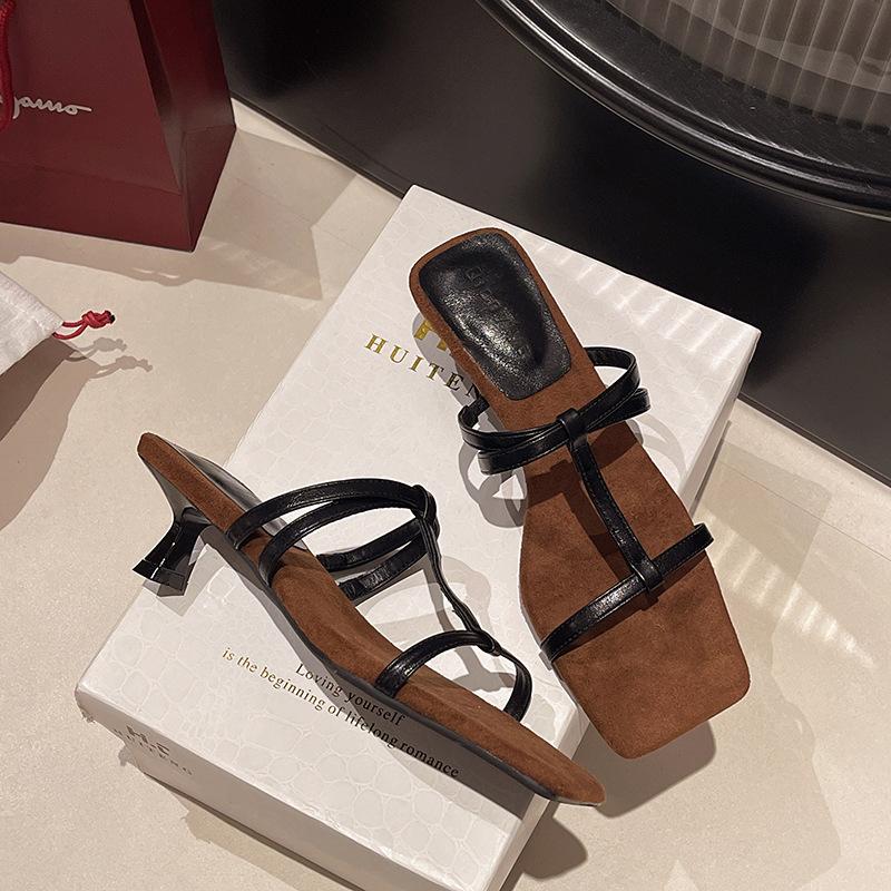 Slippers Female Summer Wear Cool Slippers Female Open Toe Heel Kitten High Heels Square Head Thin Strap Beautiful Word