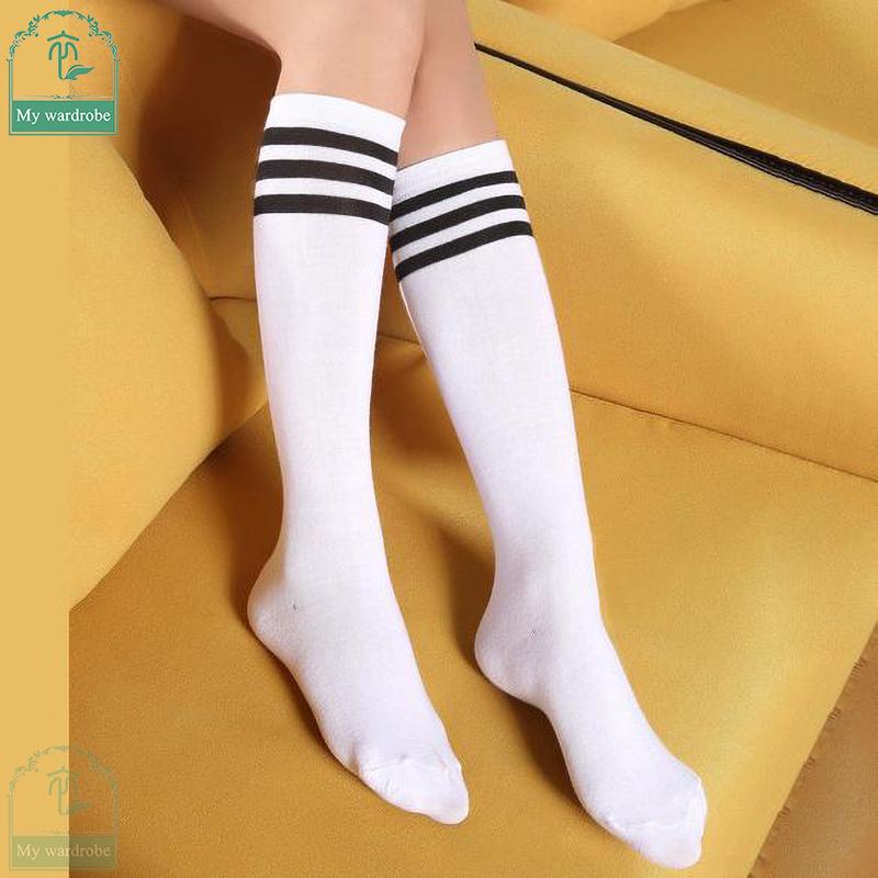 Chaussettes longues rayées pour femmes, bas longs, chaudes, cuisses hautes, pour dames et filles, chaussettes aux genoux rayées à la mode