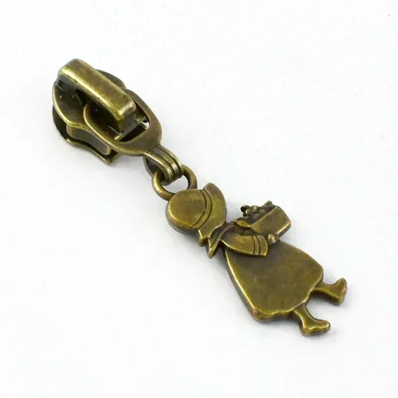 Meetee 5-20 Szt. 5# Suwak do Zamka Błyskawicznego na Zamki Nylonowe Stop Cynku Główka Zamka Dekoracja Brązowy Ciągnik Zamka Błyskawicznego Akcesoria do Szycia Kurtki Płaszcza