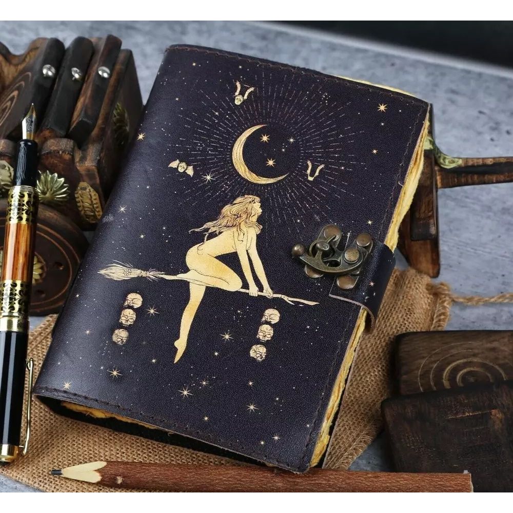 

Небесное Солнце и Луна Винтажный кожаный ежедневник ручной работы с бумажным краем и заготовкой 7 x 5 in