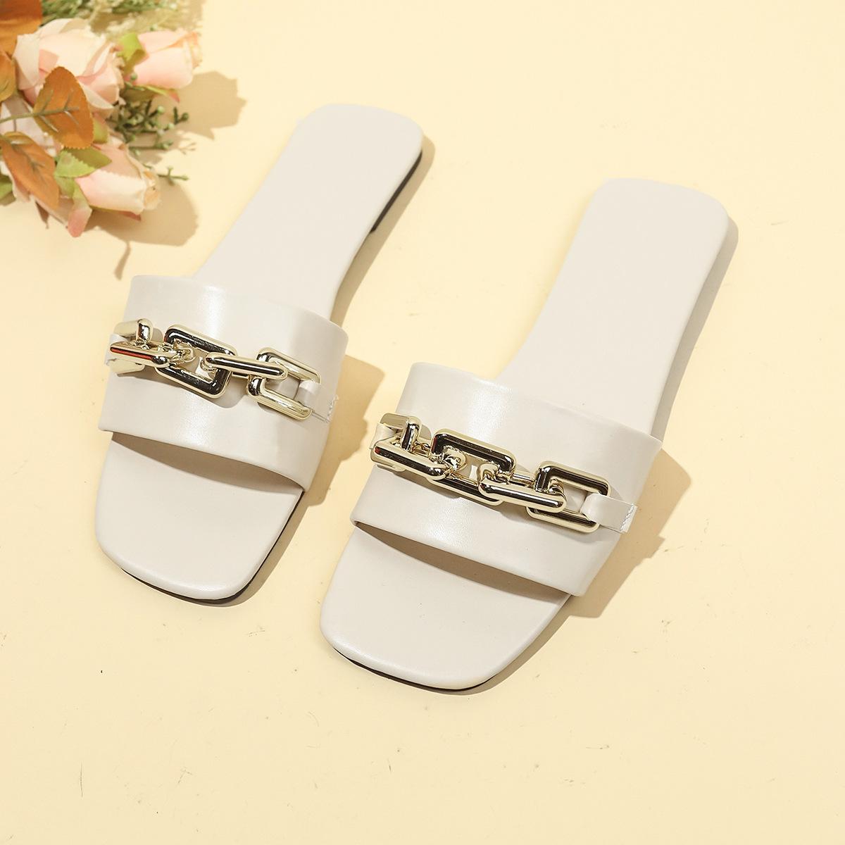 

Внешнеторговые модные шлепанцы конфетных цветов женские 2025 весна новые повседневные шлепанцы на одной перемычке с металлической цепочкой для улицы 42