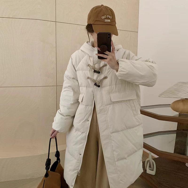 Hooded long down jacket women's 2024 winter fashion sweet design sense wooden barrel buckle thickened knee thin jacket