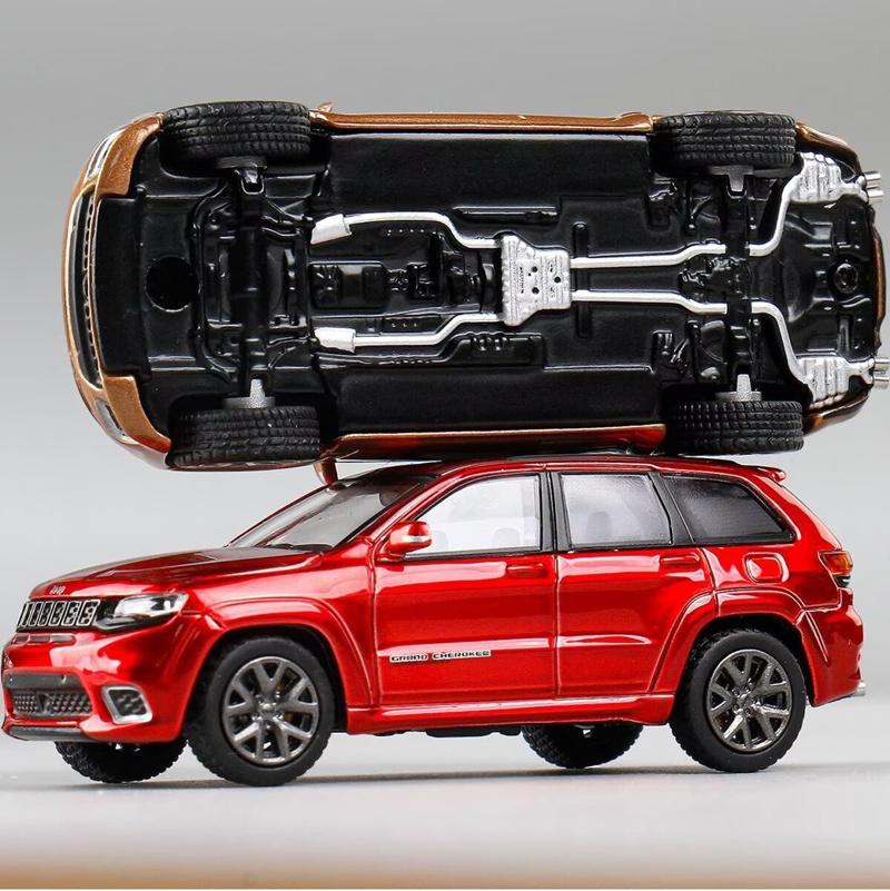 1:64 Jeeps Grand Cherokee SUV Alloy Car Model Diecast Metal Off-road Vehicles Car Model Miniature Scale Simulation Kids Toy Gift
