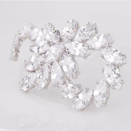 LUOTEEMI  Fashion Jewelry White Cubic Zirconia Diamond Luxury Elegant Wedding Bridal Brooch Bouquet Rhodium Plated