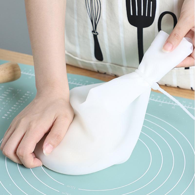 Silicone Pastry Mixer Dishwasher Safe Dough Tool Versatile Silicone Kneading Bag Reusable Food Grade Dough Mixer Pouch Baking