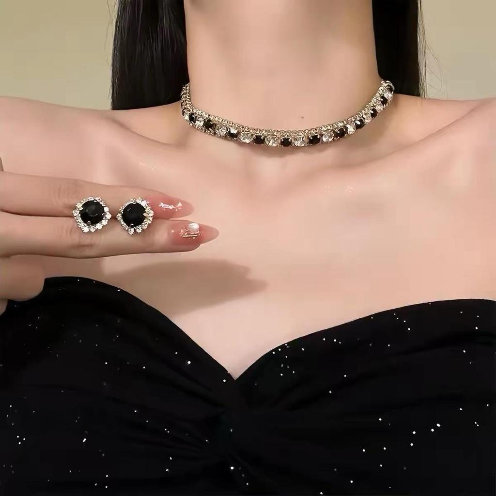 Elegant Waterdrop Diamond Tassel Necklace and Earrings Set for Women