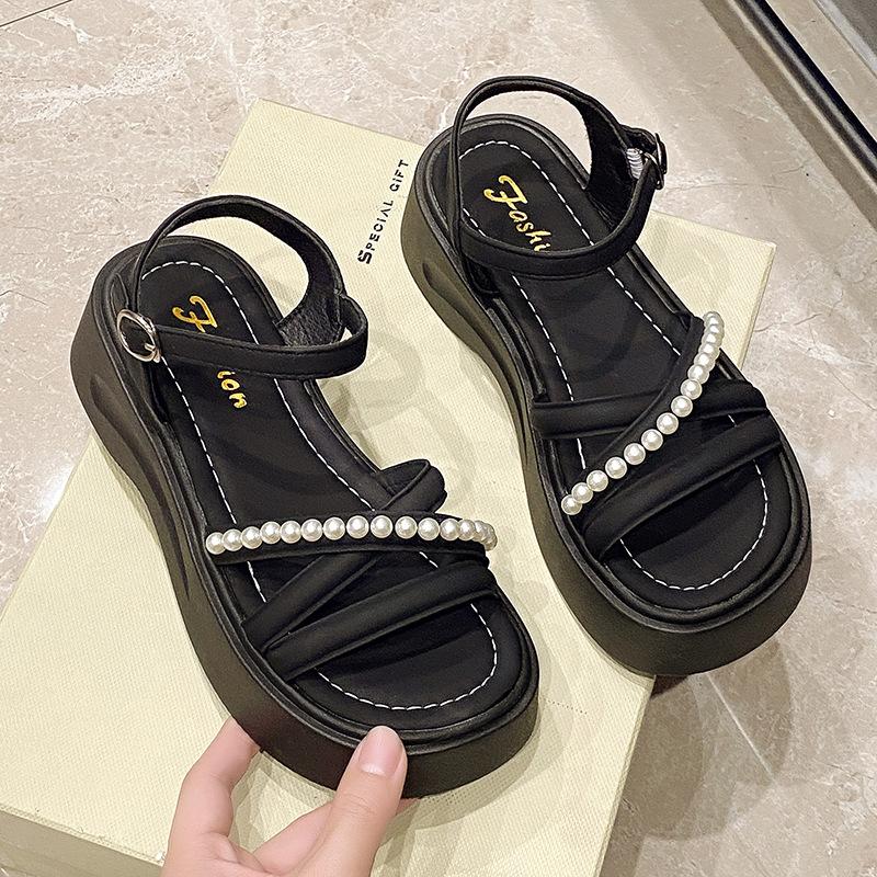 Summer New Thick-soled Sports Sandals Women's Word with Pearl Beach Soft-soled Ultra-light Cool Slippers