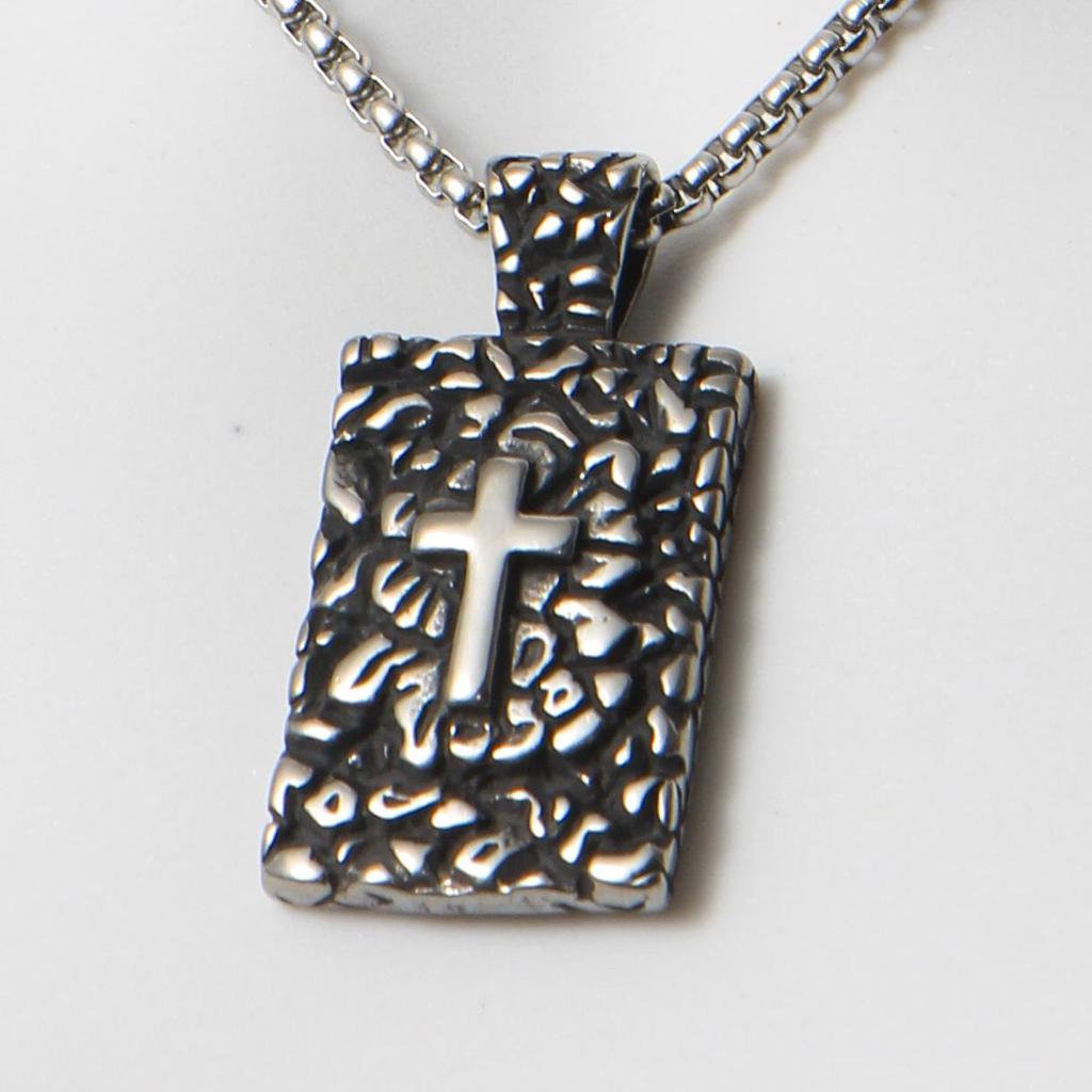 Men's Retro Stainless Steel Hammered Pendant Necklace with Long Box Chain