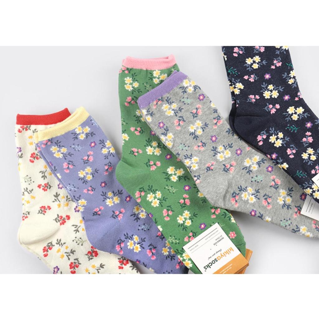 Women's Vintage Cottagecore Crew Socks 3-Pack